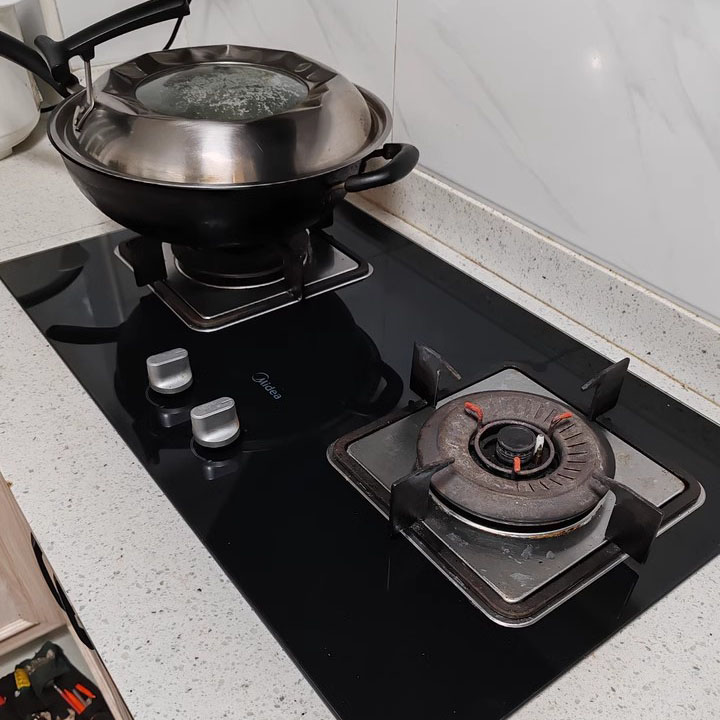 煤气灶售后维修5